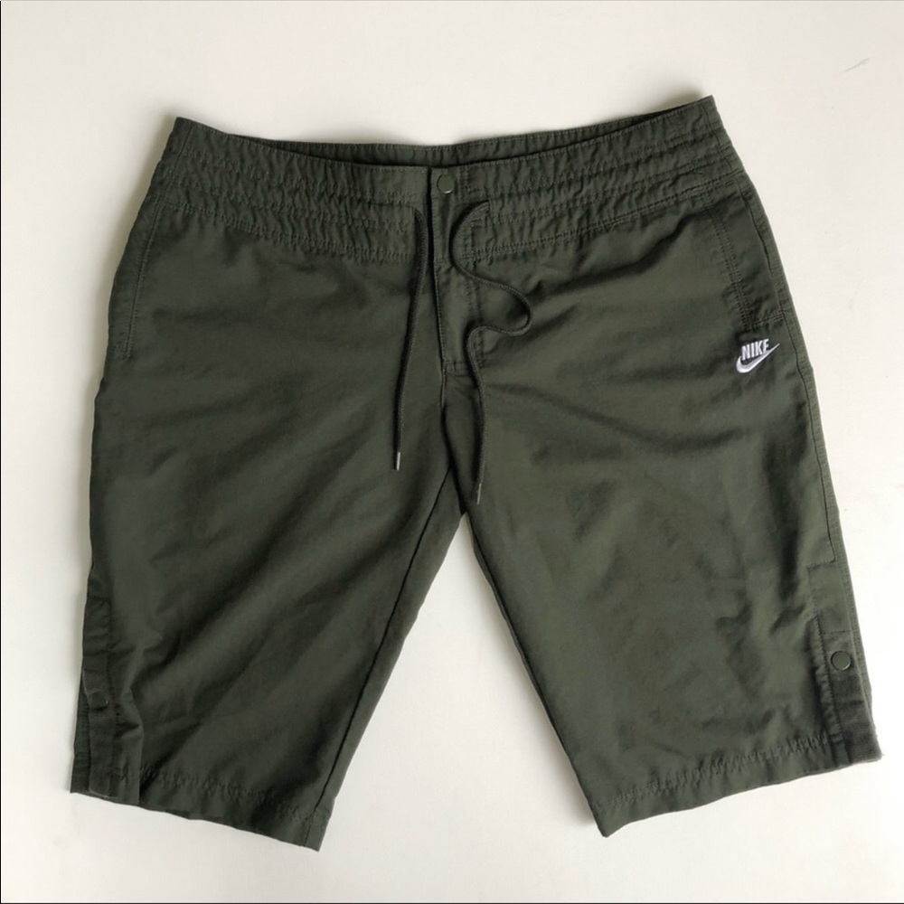 Nike Sportswear Green Woven Shorts Snap Hem NWOT